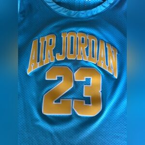 Gently Used Mens size XLarge Air Jordan 23 jersey in good condition
